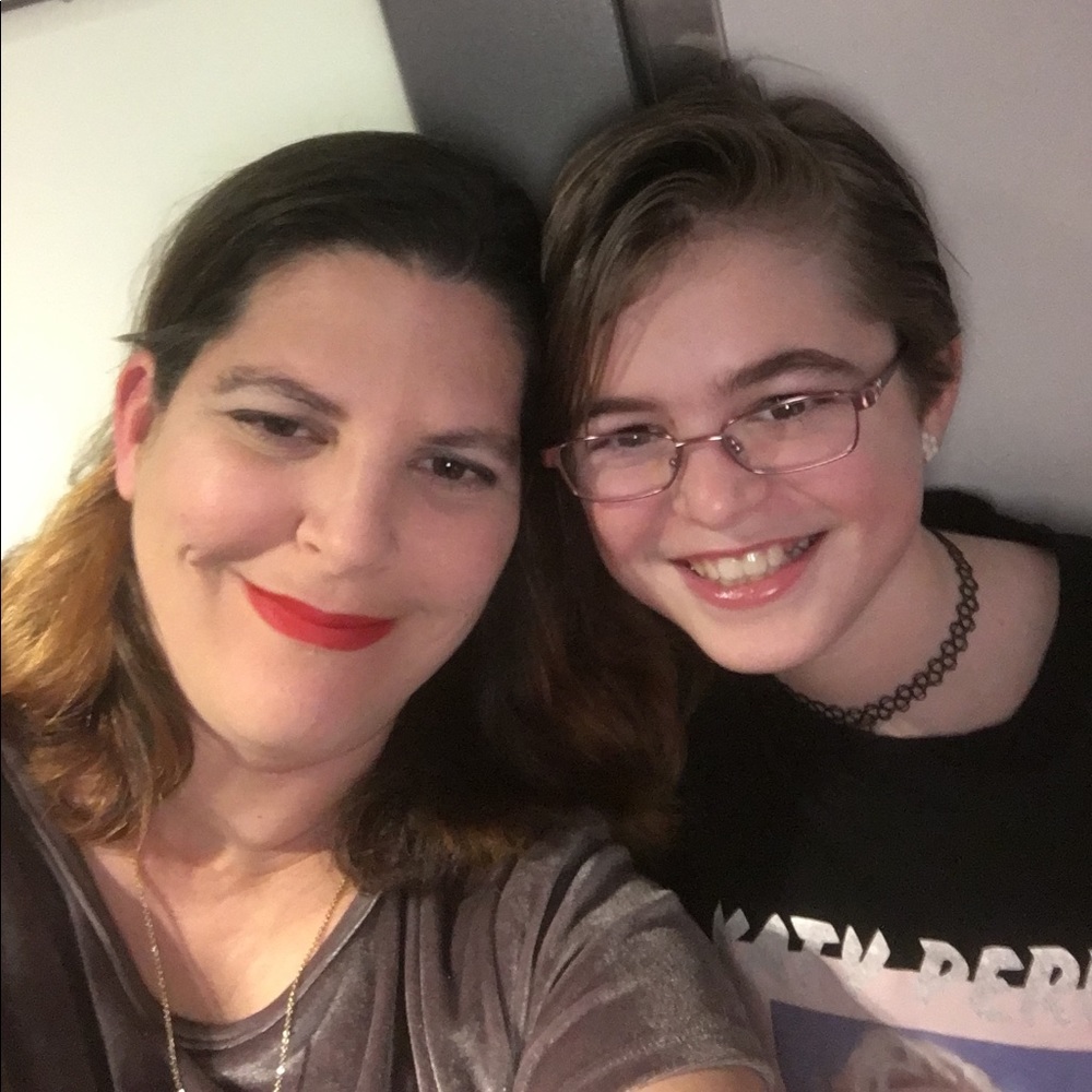 Meet your Posher, Desiree